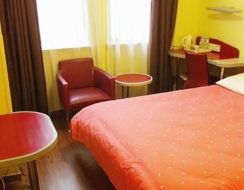 Home Inn Linzi Bus Station Qing Zhou Esterno foto